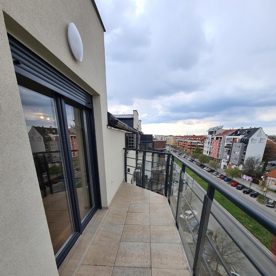 New Now Living Leilighet Novi Sad Eksteriør bilde